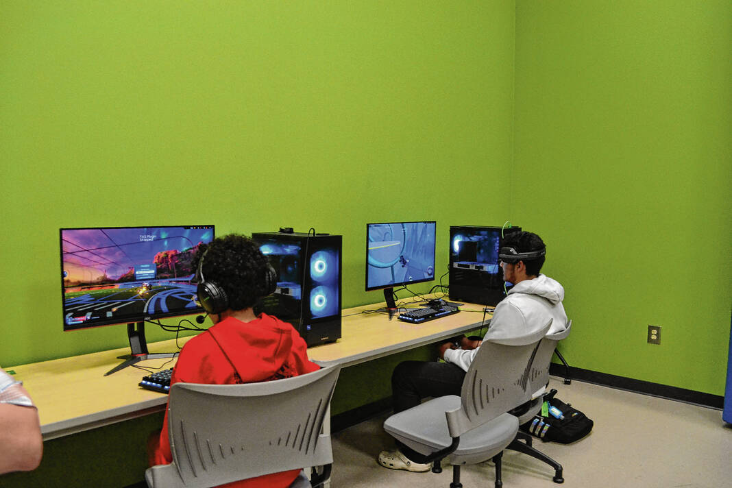 ClarkPleasant Middle School team wins state esports competition Daily Journal