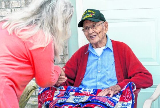 Franklin hospice honors 102-year-old World War II veteran