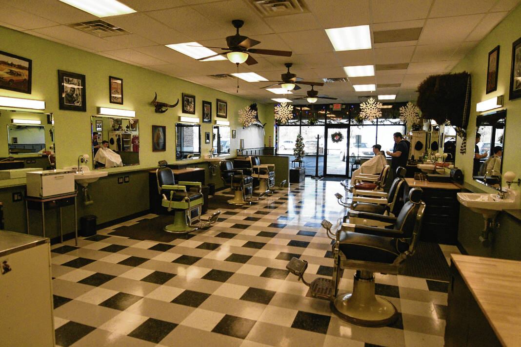 One of Chicago’s top barbers opens shop in Bargersville Daily Journal