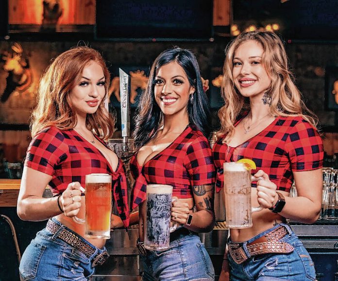 Twin Peaks grand opening celebration to feature Colts players Daily
