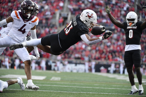 Game Preview: No. 11 Louisville hosts Virginia on Thursday night