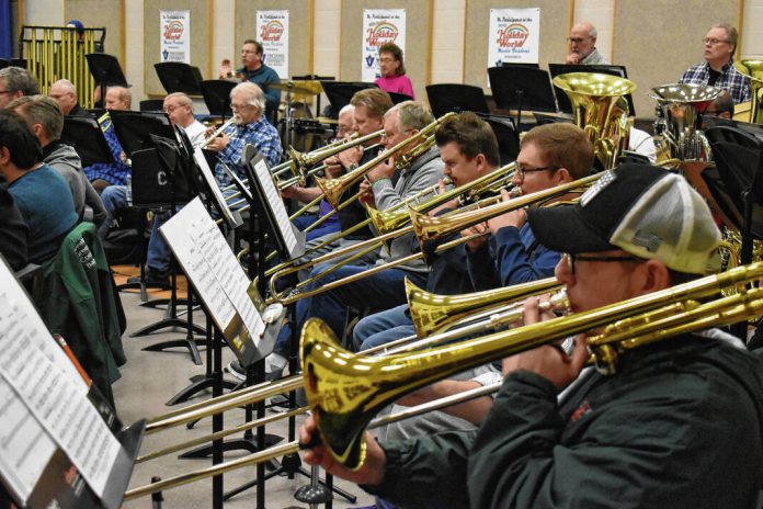 Community bands to hold Christmas concerts this weekend - Daily Journal