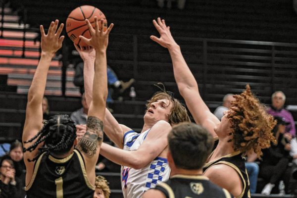 Whiteland boys basketball advances in sectional play