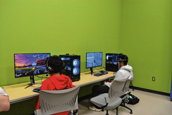Clark-Pleasant Middle School team wins state esports competition